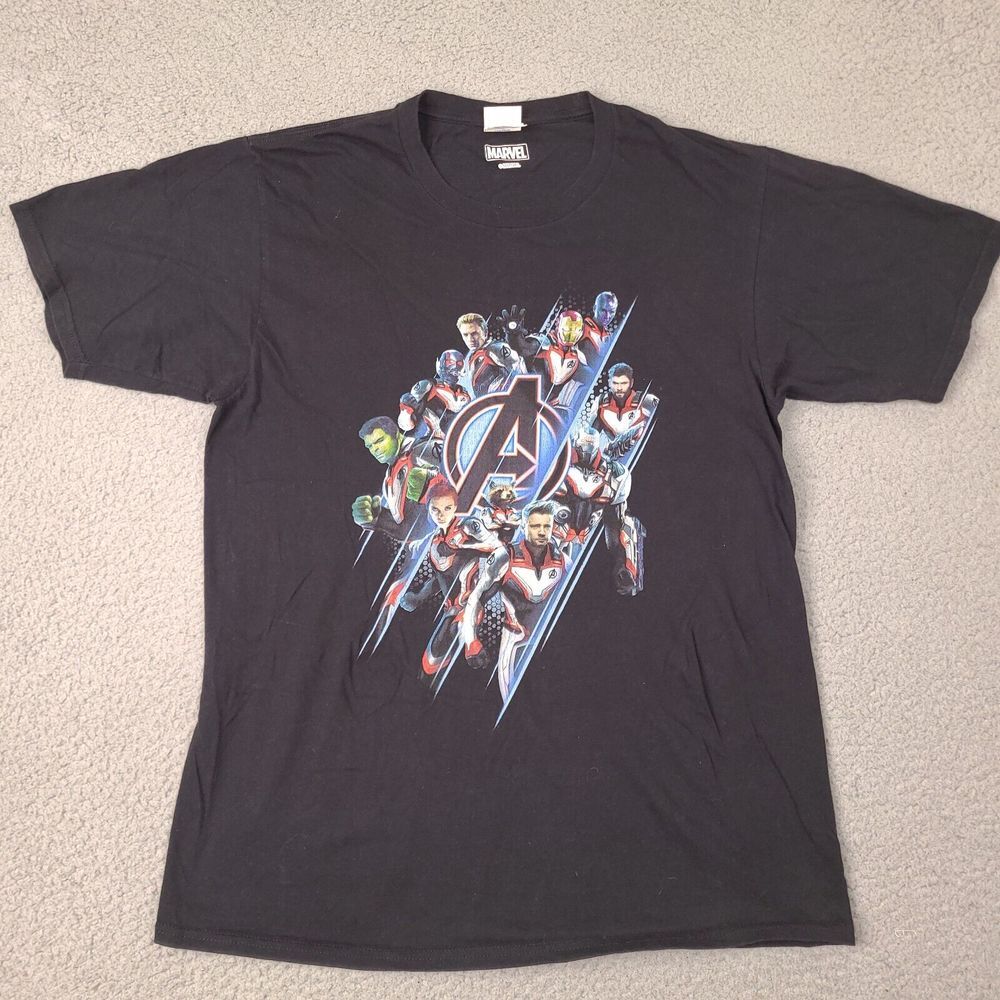 Marvel Comics T-Shirt Mens Medium Black Avengers Port & Co